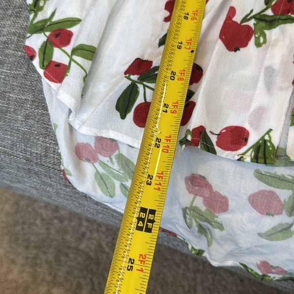 Anthropologie Red and White Sleeveless Blouse with Mandarin Collar - Picture 10 of 13